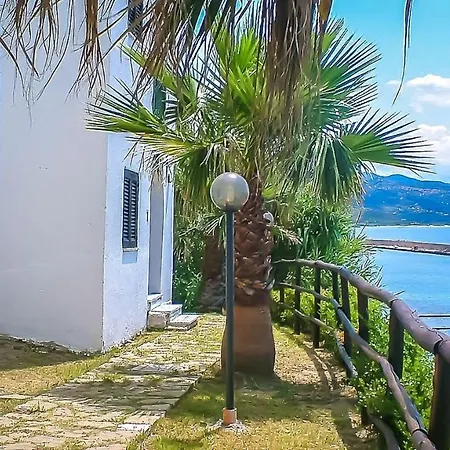 Hotel Hydra Club 3*