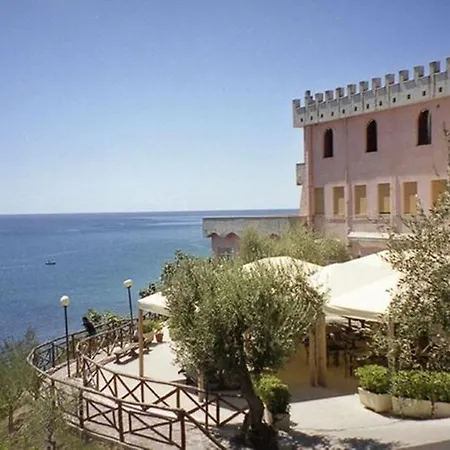 Hotel Hydra Club 3*